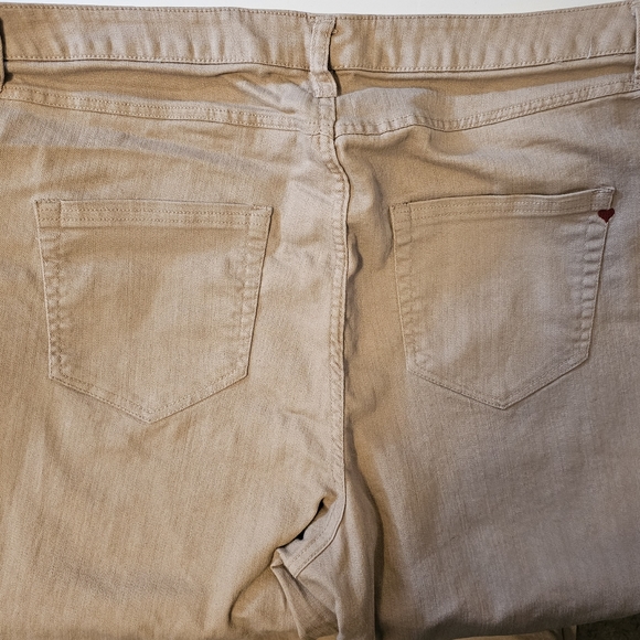 Denim 24/7 Jeans - Picture 4 of 4